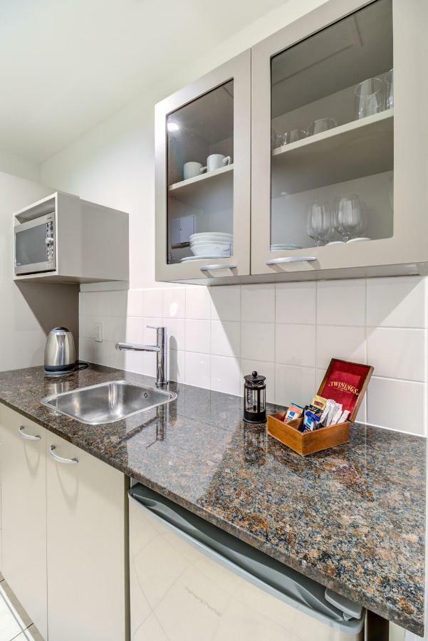 Parkview On Hagley Hotel Christchurch Bagian luar foto