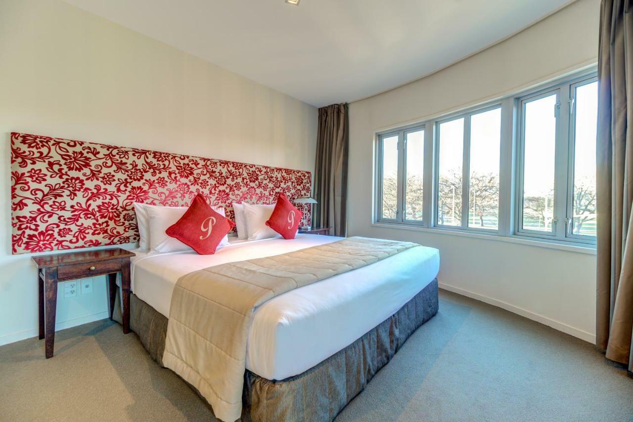 Parkview On Hagley Hotel Christchurch Bagian luar foto